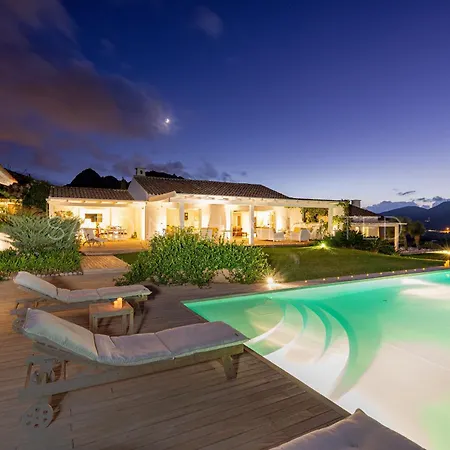 Il Golfo Di Marinella Villa *