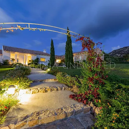 Il Golfo Di Marinella * Rudalza