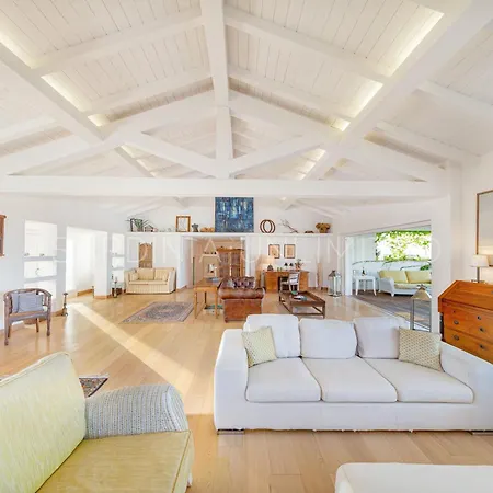 Il Golfo Di Marinella *