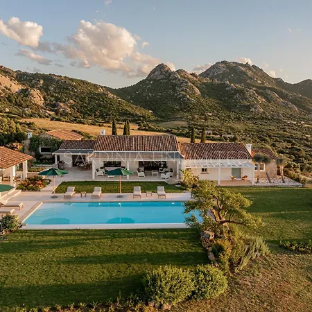 Villa Il Golfo Di Marinella